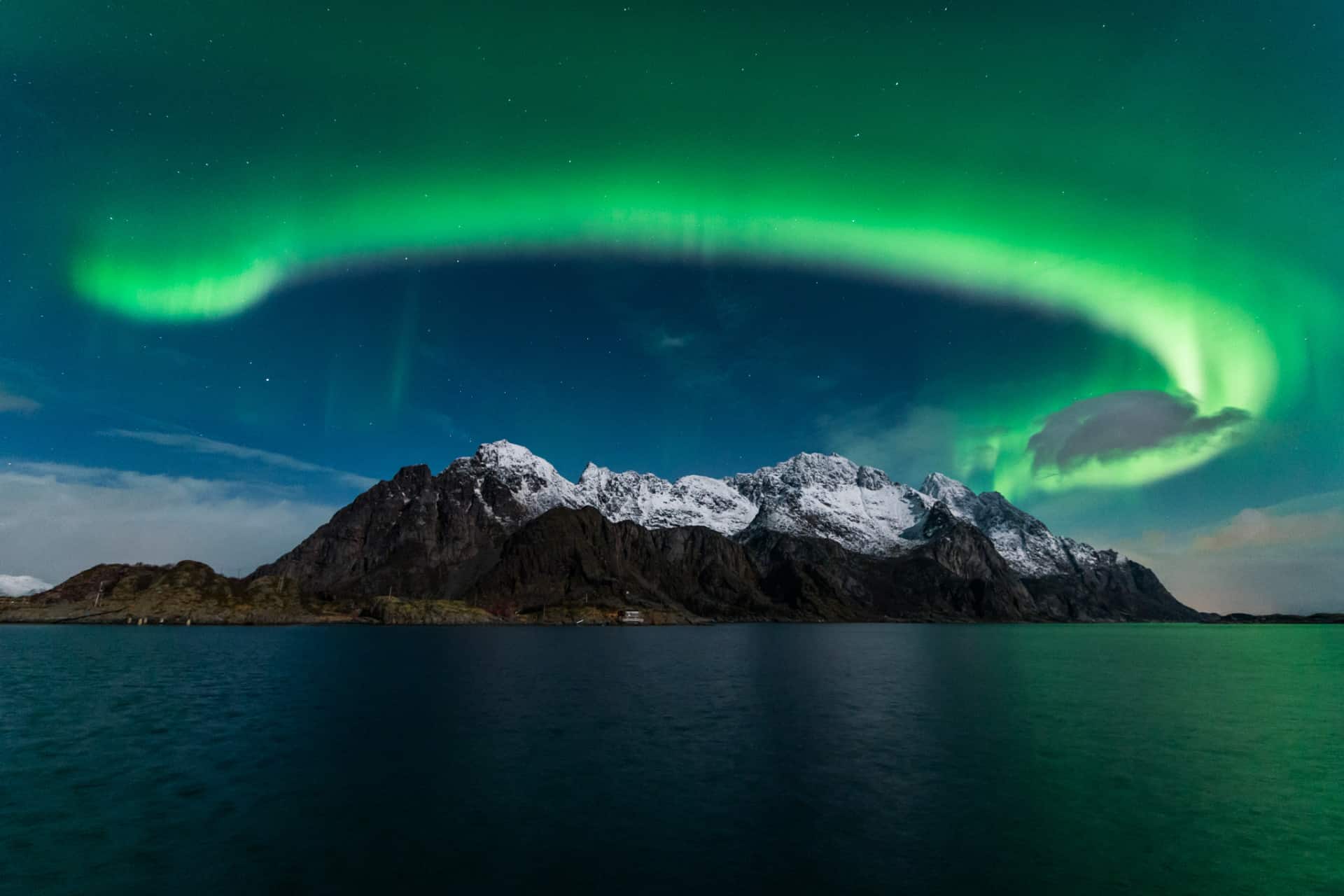 150817-Vågakall-massive-lofoten